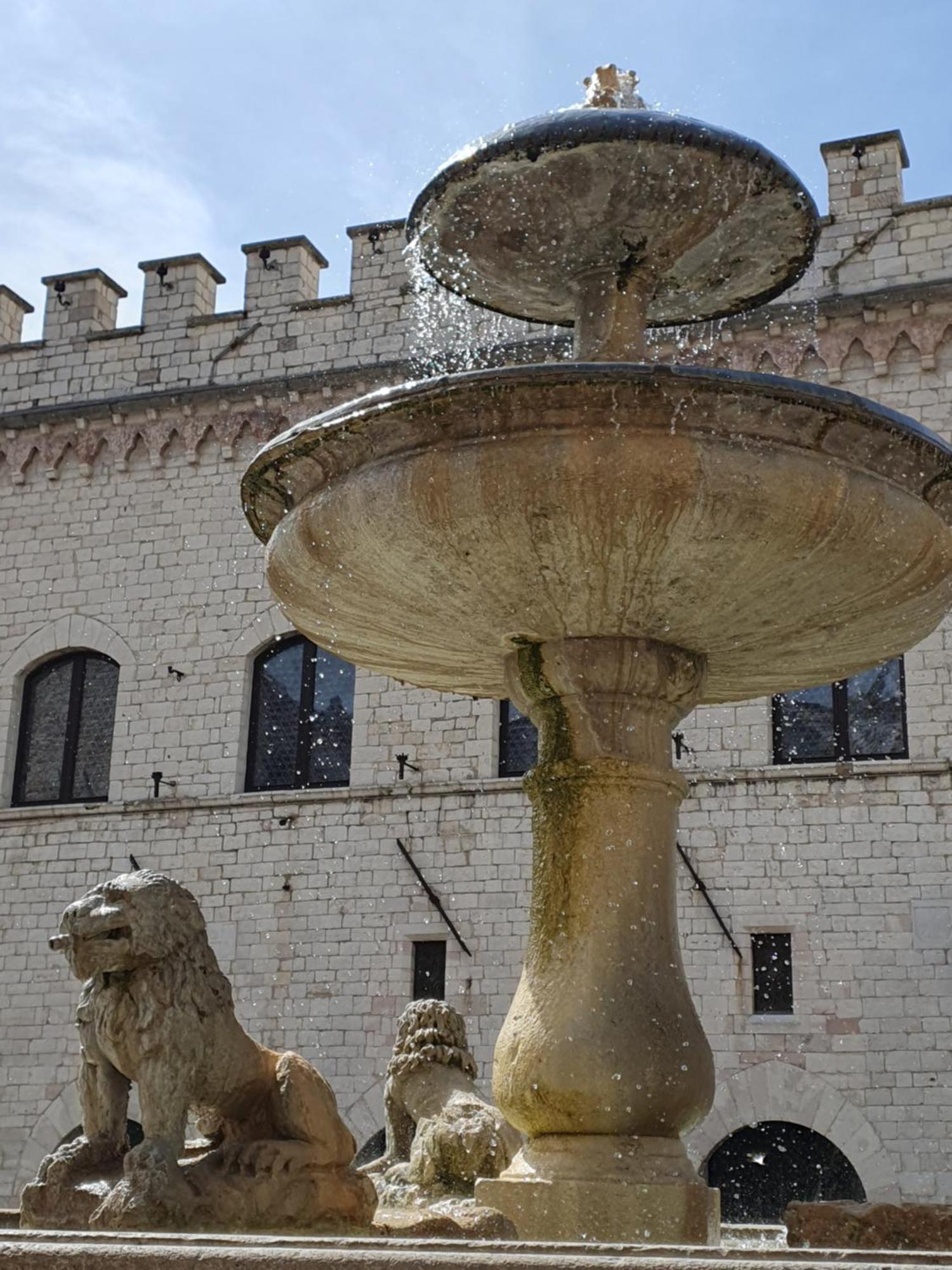 Apartamento La Perla Di Tamara-Assisi Blu Exterior foto